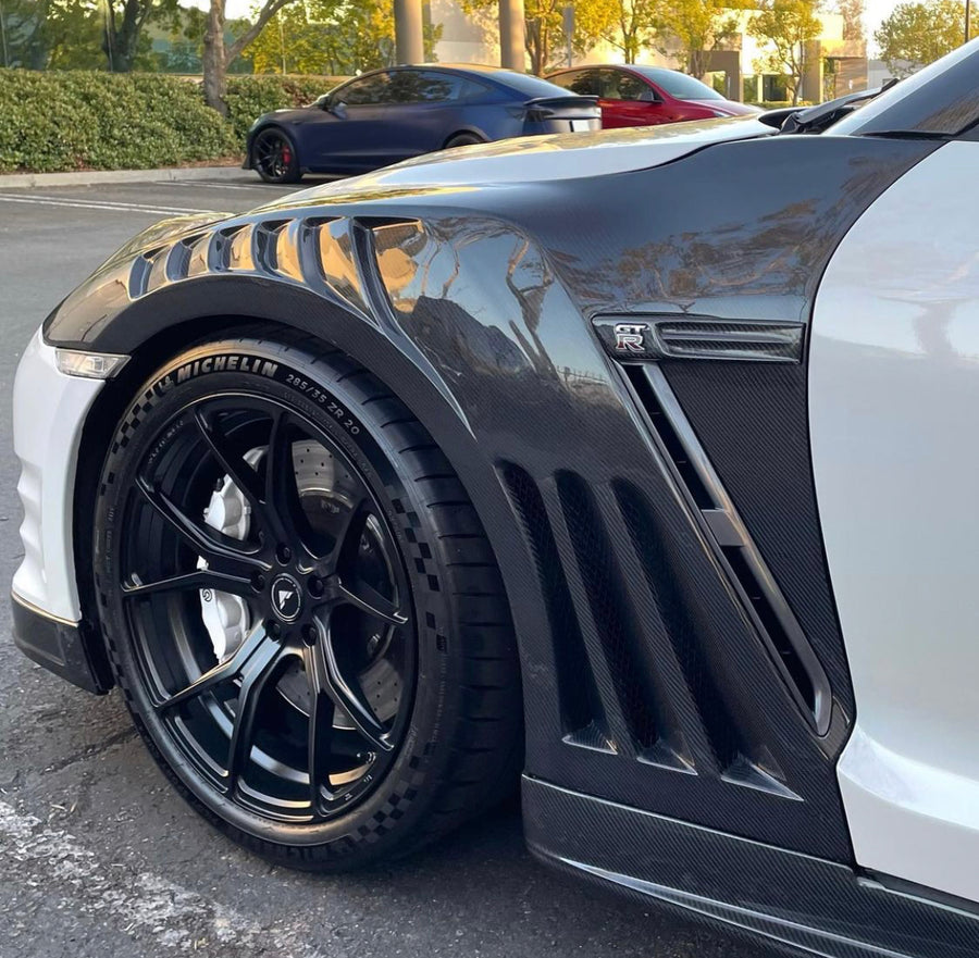Nissan GTR - Full Carbon Fiber Fenders - $1499